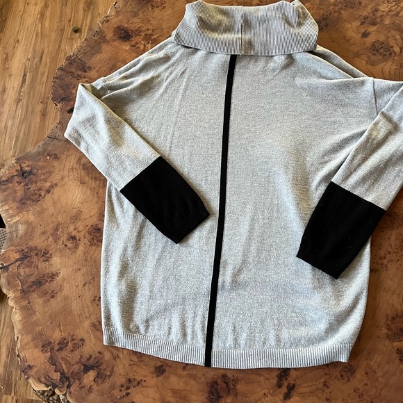 Verve Ami Black and Gray Cowl Neck Sweater size medium - Picture 6 of 9